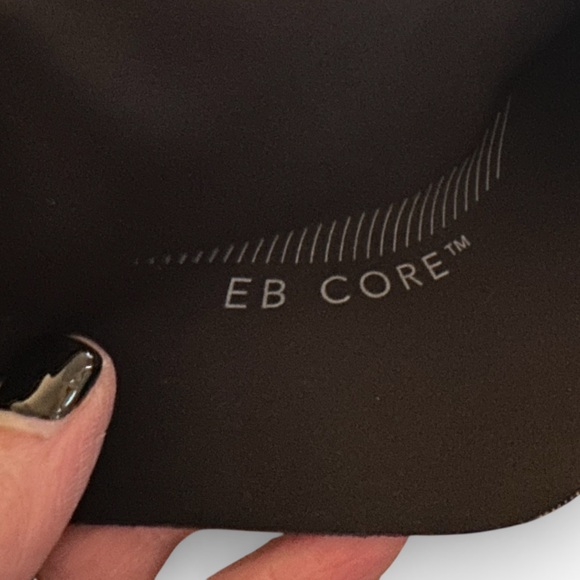 Evelyn & Bobbie Evelyn solid black bra. Sz. M - Picture 3 of 4